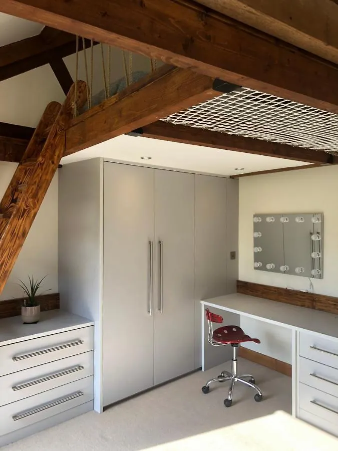Grade 2 Listed Barn On The Edge Of Bournemouth And The New Forest Villa United Kingdom