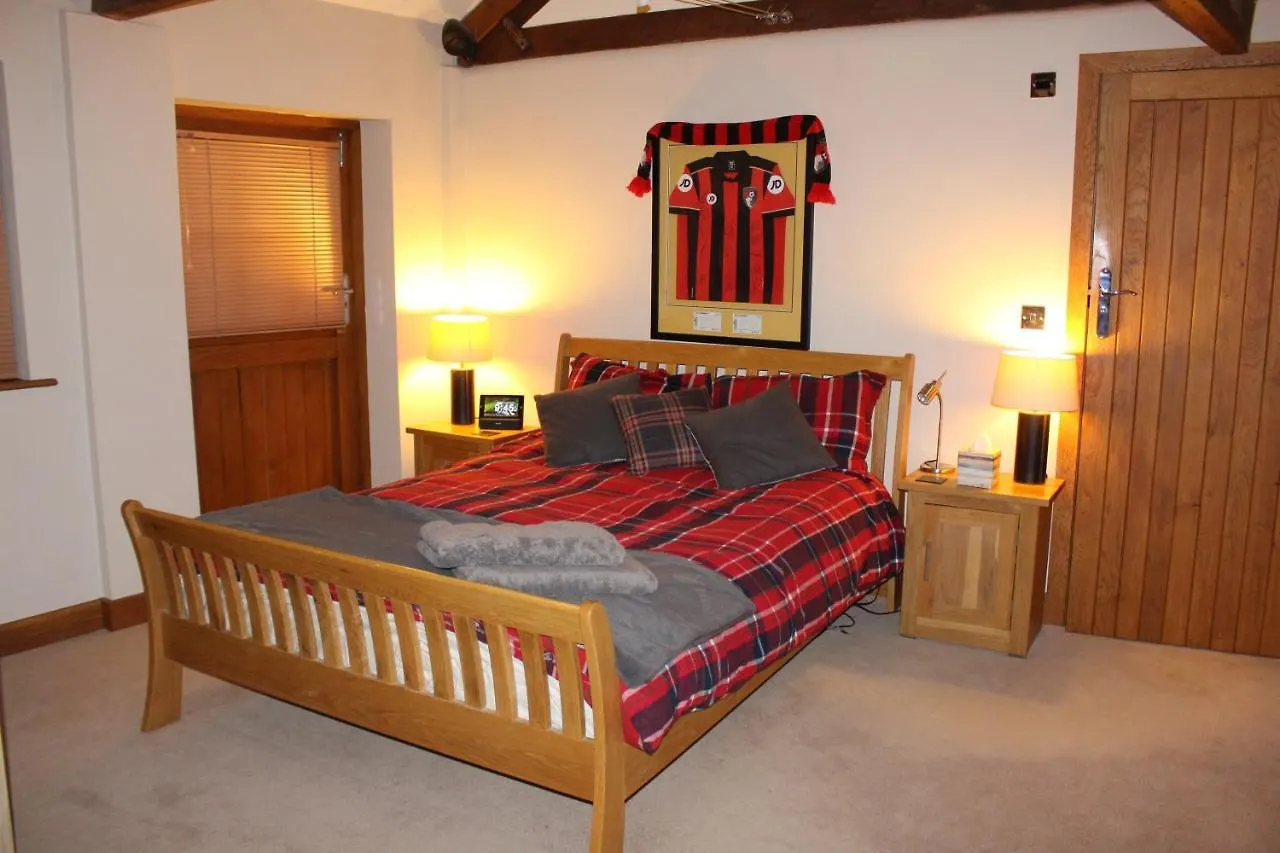 Grade 2 Listed Barn On The Edge Of Bournemouth And The New Forest Villa Holiday home