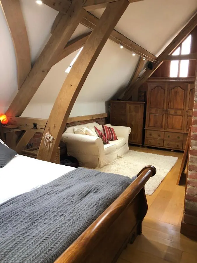 Grade 2 Listed Barn On The Edge Of Bournemouth And The New Forest Villa 0*,  United Kingdom