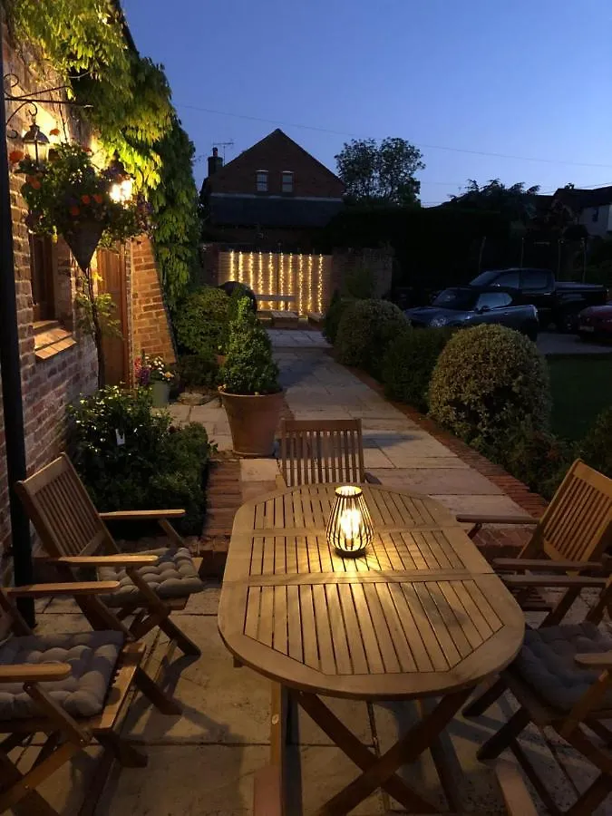 Grade 2 Listed Barn On The Edge Of Bournemouth And The New Forest Villa