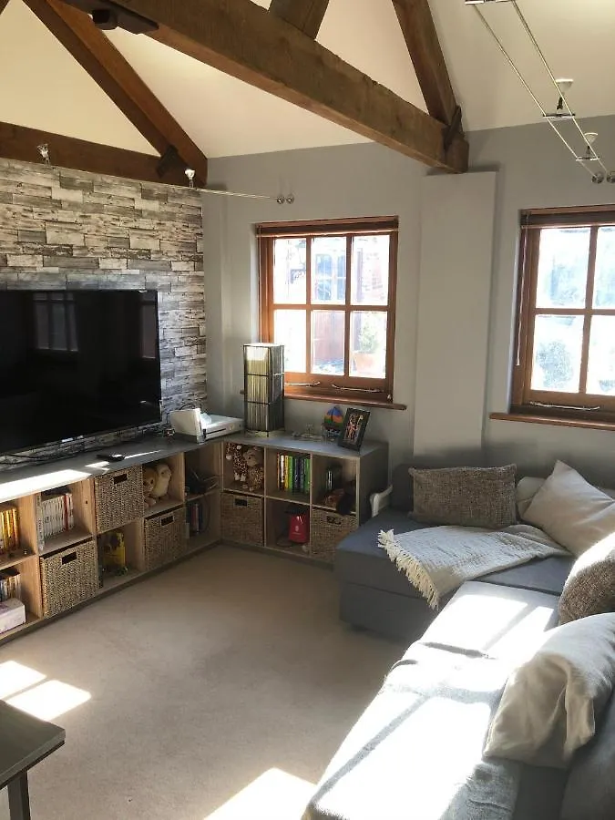 Grade 2 Listed Barn On The Edge Of Bournemouth And The New Forest Villa Holiday home