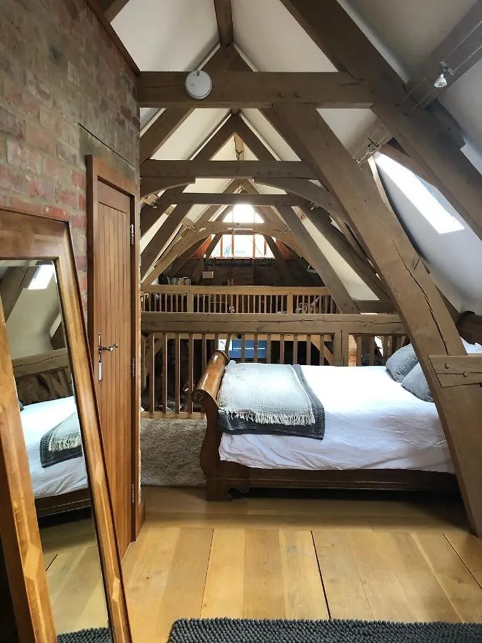 Grade 2 Listed Barn On The Edge Of Bournemouth And The New Forest Villa 0*,