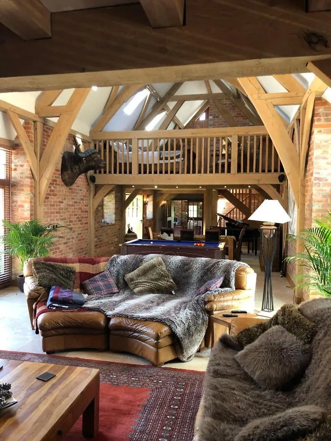 Grade 2 Listed Barn On The Edge Of Bournemouth And The New Forest Villa United Kingdom