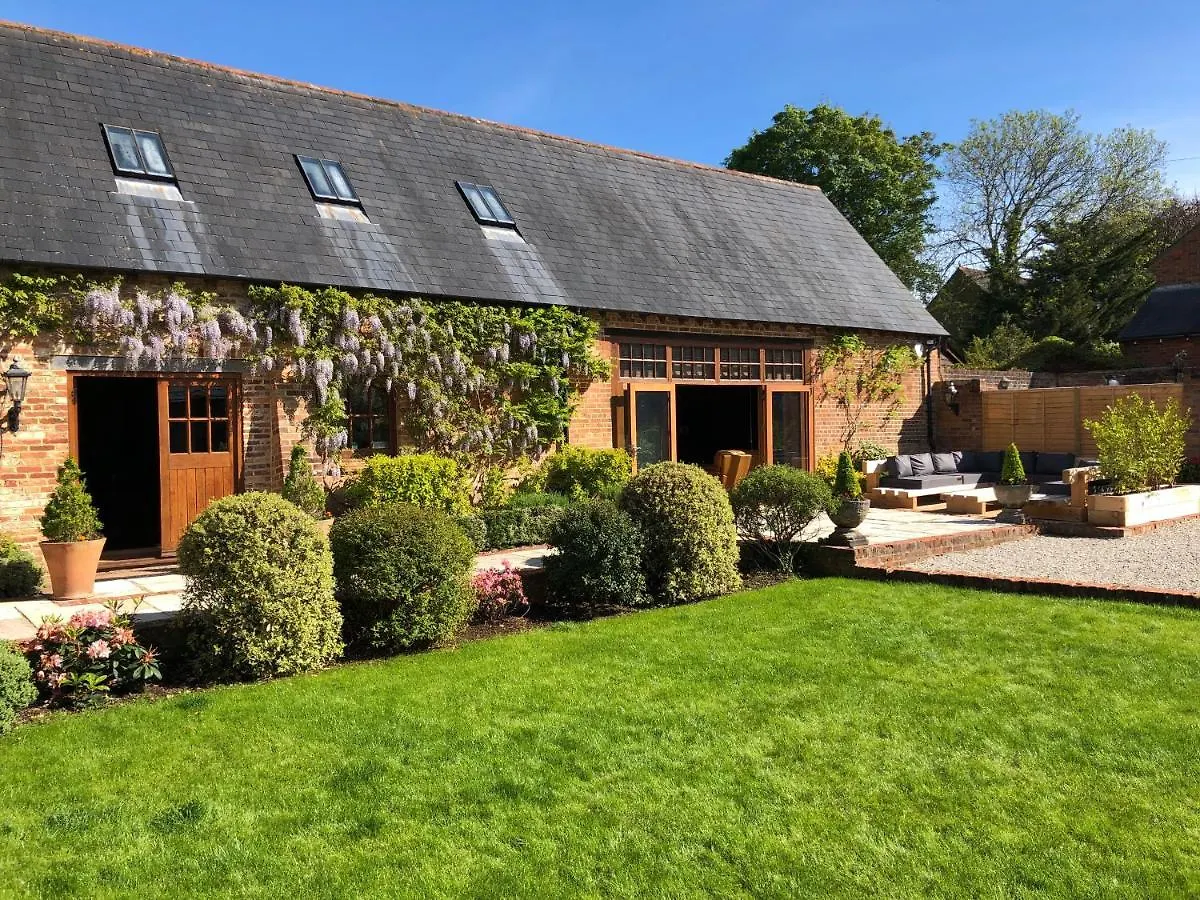 Grade 2 Listed Barn On The Edge Of Bournemouth And The New Forest contacts